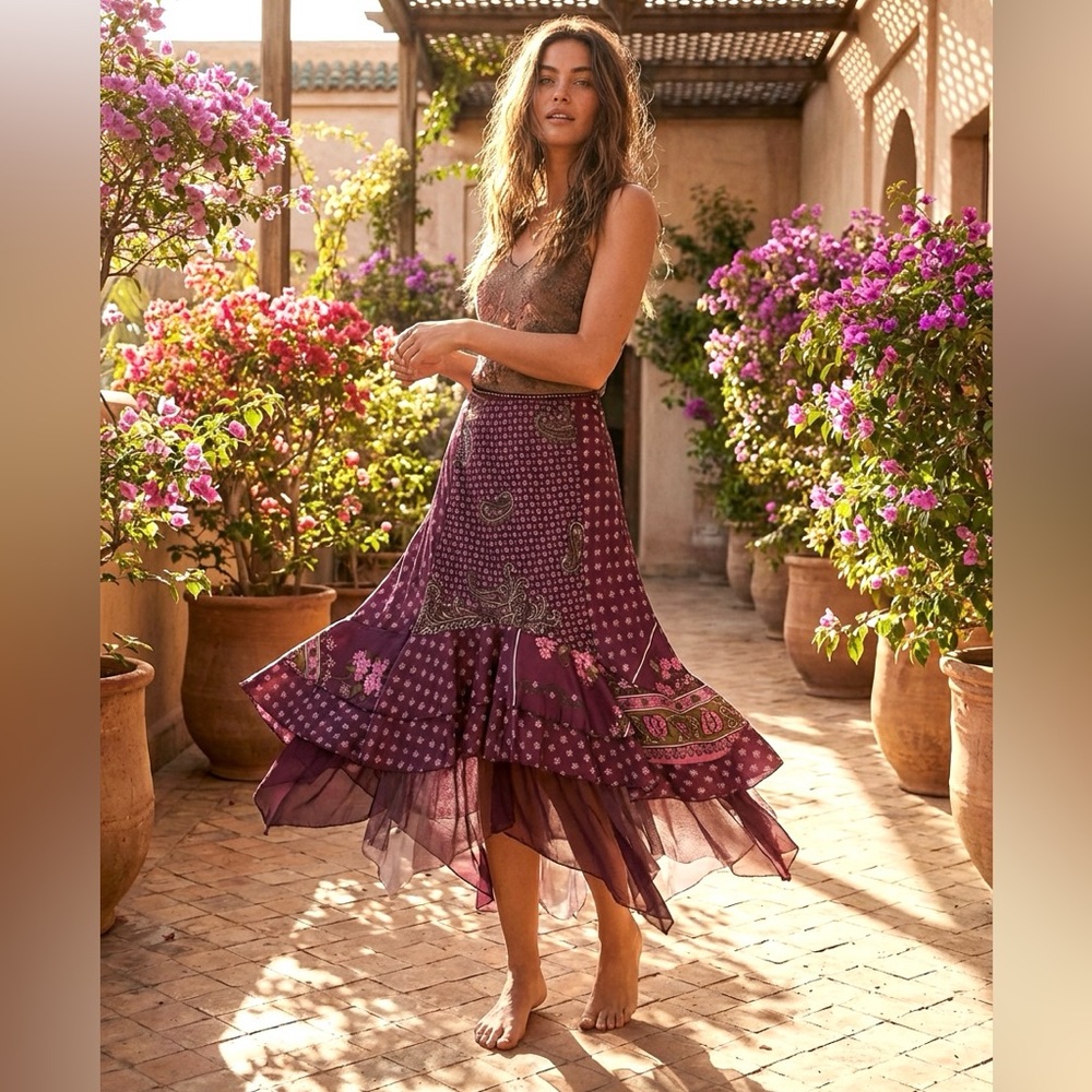 Kadra Paris Vintage Layer Midi skirt Asymmetric Hem Fairycore Whimsical Bohemian